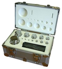 Calibrated Weights from weighingscales.com